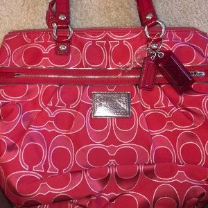 Authentic Poppy Coach
